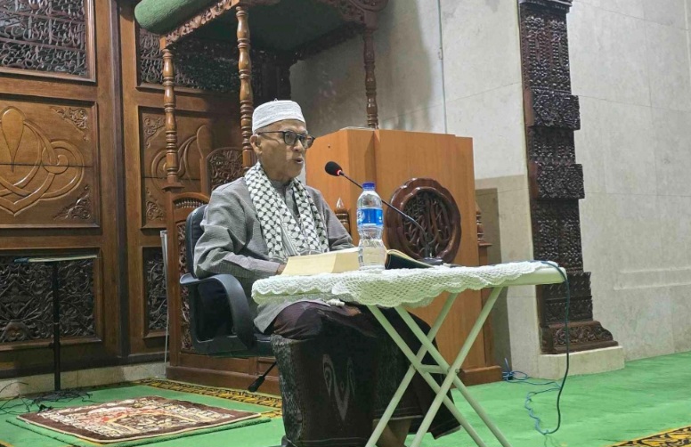 Menelusuri Jejak Pembebasan Palestina dan Piagam Toleransi Umar bin Khattab: Mengupas Sejarah "Yerussalem Satu Kota untuk Tiga Agama" di Masjid An-Nur Pamulang Menelusuri Jejak Pembebasan Palestina dan Piagam Toleransi Umar bin Khattab: Mengupas Sejarah "Yerussalem Satu Kota untuk Tiga Agama" di Masjid An-Nur Pamulang